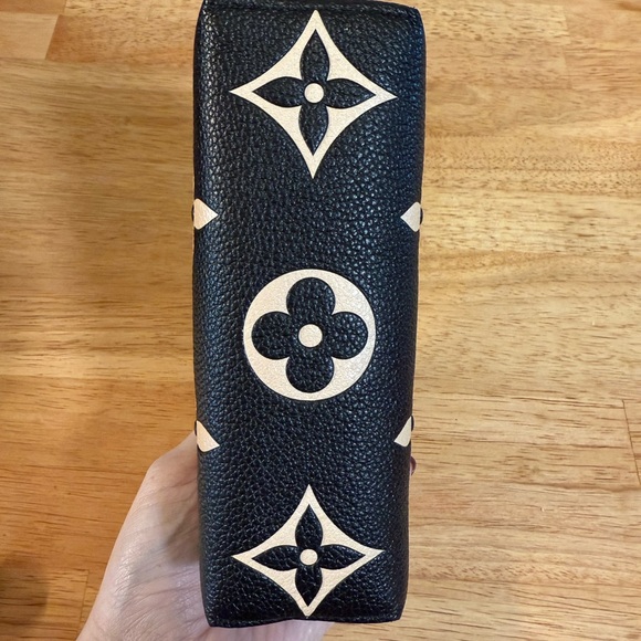 Louis Vuitton Cosmetic Pouch PM Grand Palais in Black/Cream - Picture 10 of 11